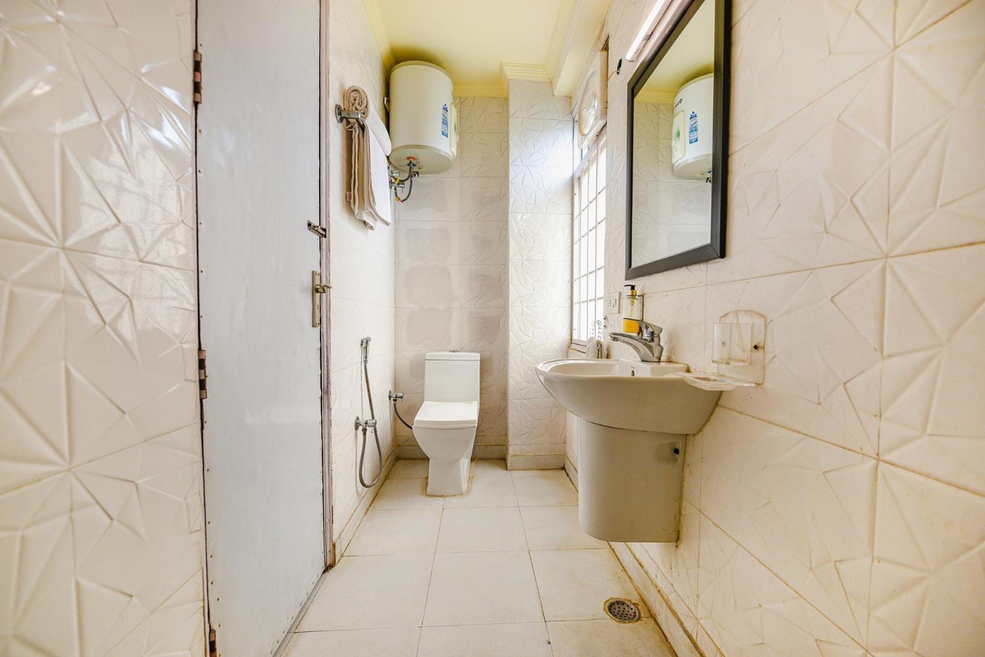 Fabhotel Ishtara Auberge - Nr Yashobhoomi Convention Centre نيودلهي المظهر الخارجي الصورة