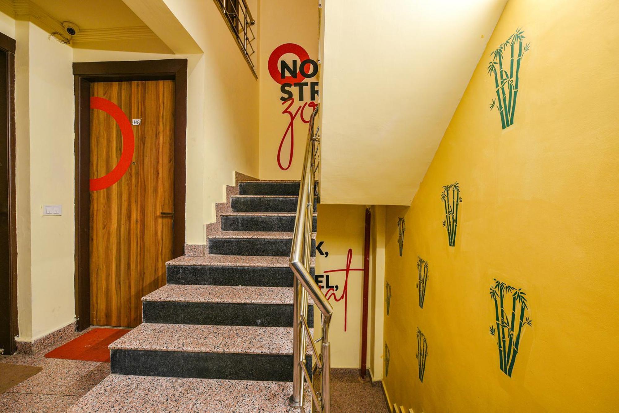 Fabhotel Ishtara Auberge - Nr Yashobhoomi Convention Centre نيودلهي المظهر الخارجي الصورة